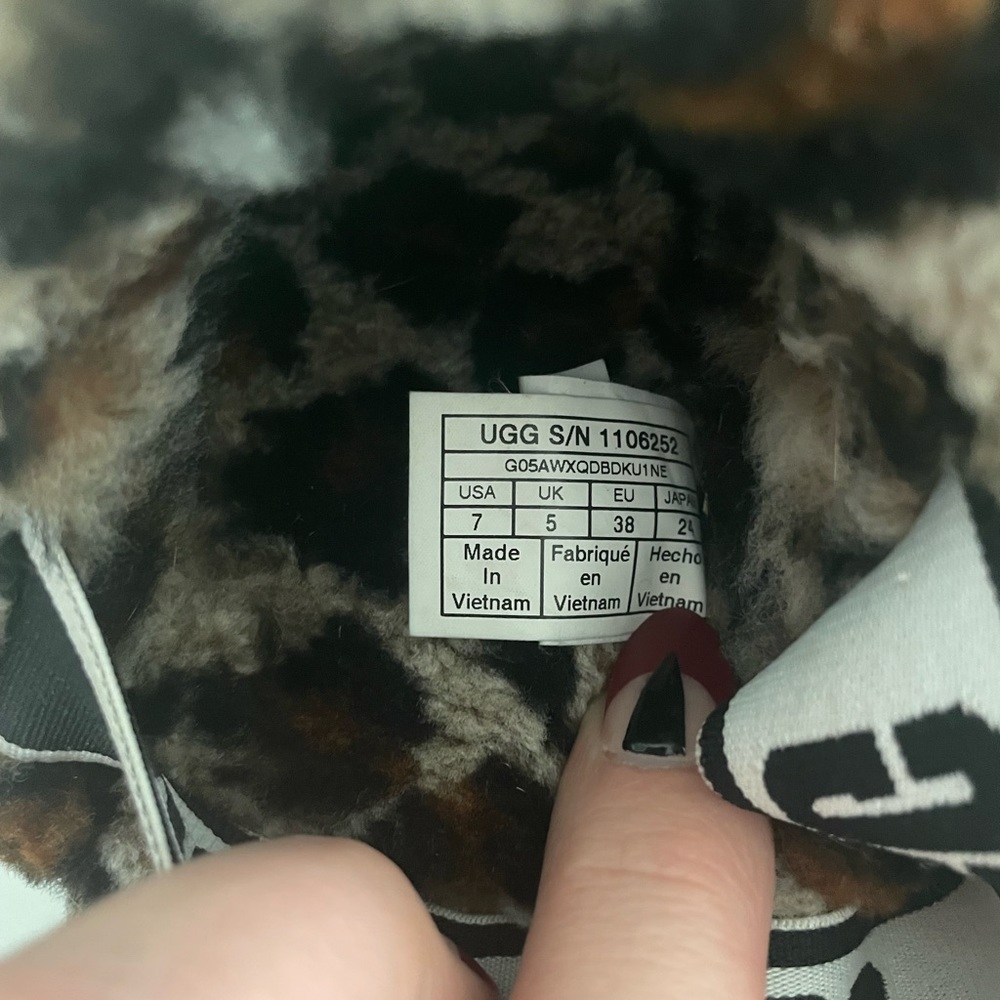 Ugg Fluff Yea Leopard Print Slides - image 5